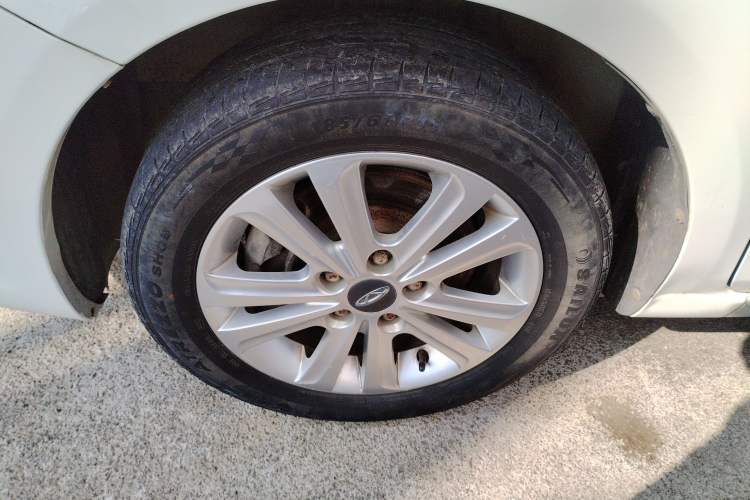 Used Chery E3 2015 1.5L Manual Fashion Model
