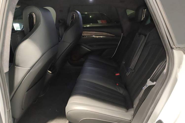 Used IM L7 2022 Dynamic Model
