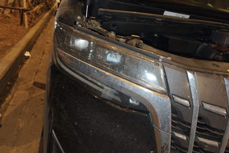 Used Toyota Alphard 2021 Dual-Engine 2.5L Prestige Edition