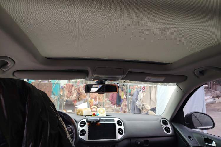 Used Volkswagen Tiguan L 2016 300TSI Automatic Two-Wheel Drive Luxury Edition
