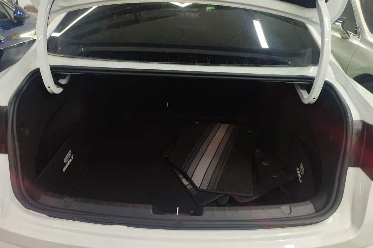 Used Geely Auto Preface 2023 2.0TD Prestige Version
