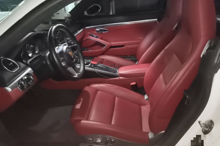 Used Porsche 718 2018 Cayman 2.0T
