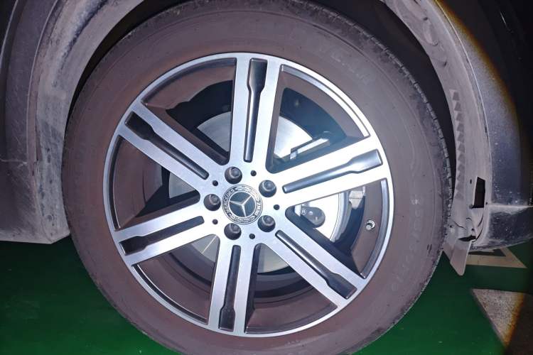 Used Mercedes-Benz GLB 2025 GLB 220 4MATIC