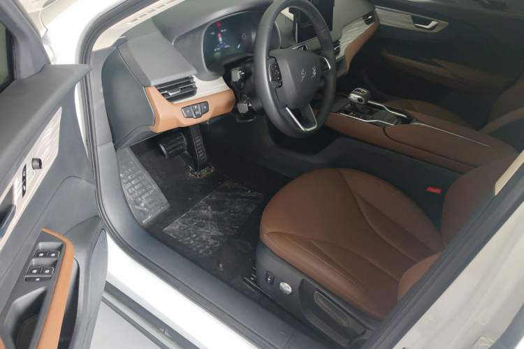 Used Hongqi E-QM5 2024 610 km PLUS