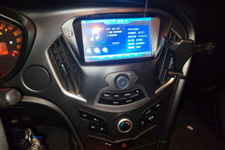 Used GAC Trumpchi GA3 2013 1.6L Automatic Luxury ESP Version
