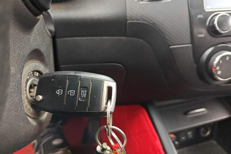 Used Kia K3 2016 1.6L Manual GLS Vehicle Key