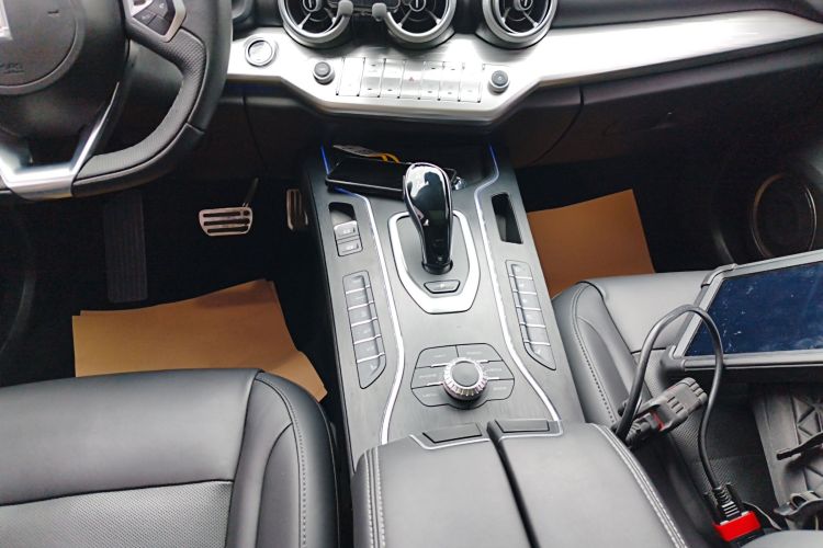 Used Wey VV7 2019 Upgraded Model 2.0T Flagship Version China VI
