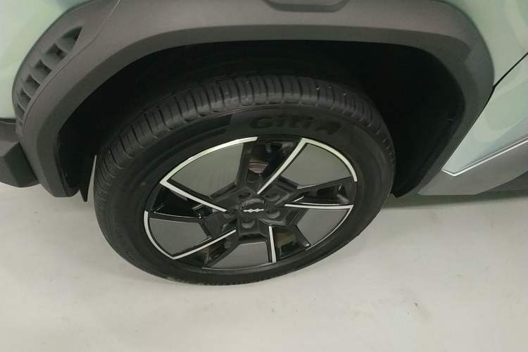 Used Formula Leopard Titanium 3 2025 501 km All-Wheel Drive Intelligent Driving Max Edition