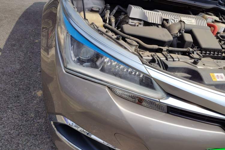 Used Toyota Corolla 2017 Revised Dual-Engine 1.8L E-CVT Elite Edition