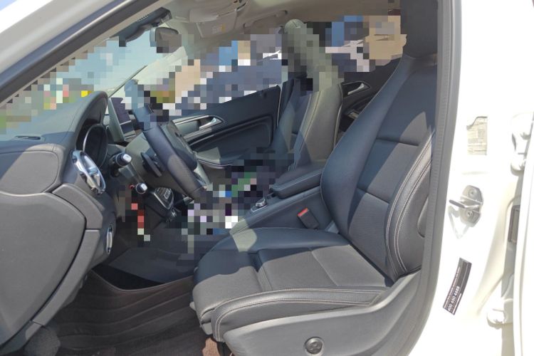 Used Mercedes-Benz GLA 2018 GLA 200 Fashion Model Left Front Seat