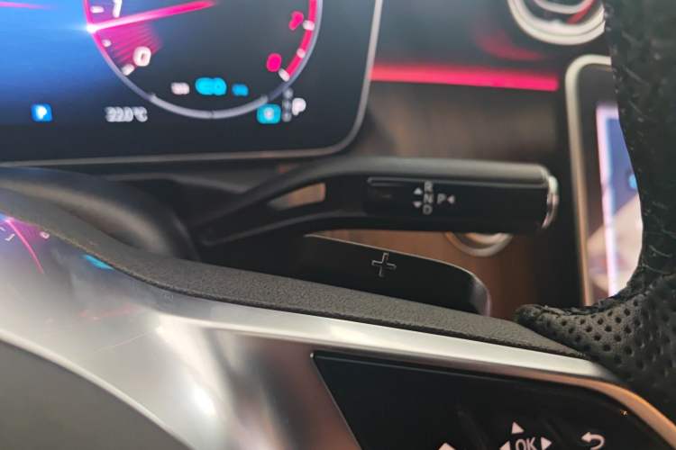 Used Mercedes-Benz C-Class 2022 Facelift C 260 L Gear Lever