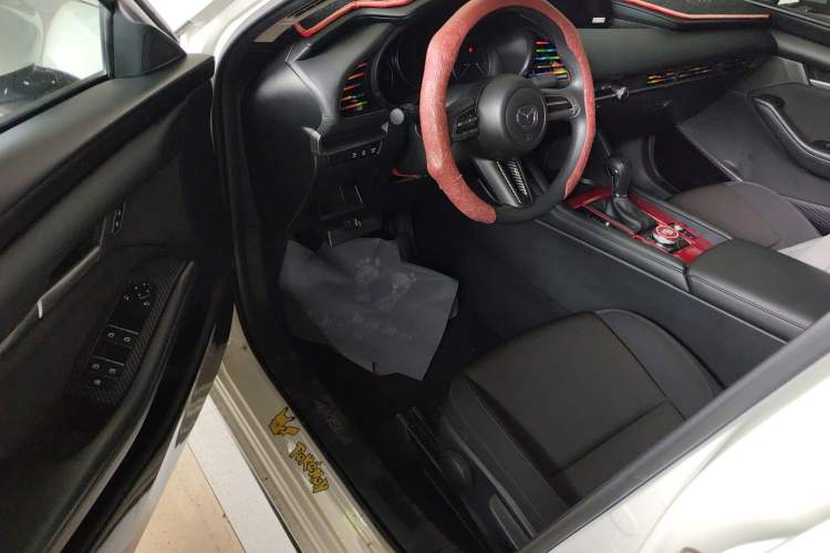 Used Mazda 3 Axela 2021 1.5L Automatic ZhiMei Edition
