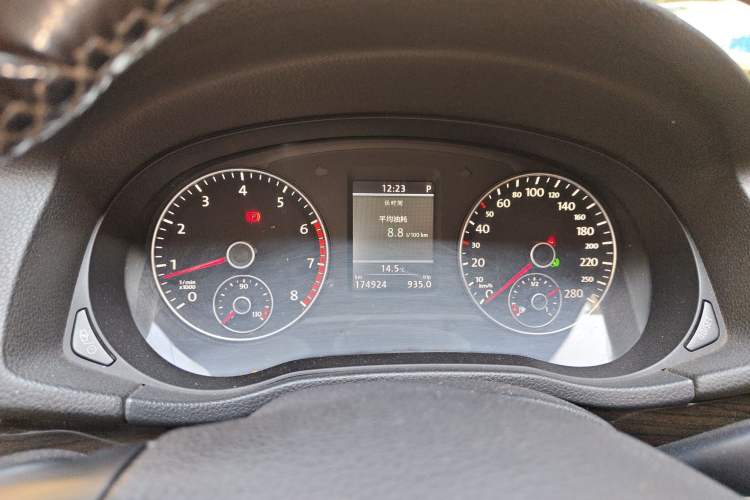 Used Volkswagen Passat 2013 1.8TSI DSG Prestige Edition
