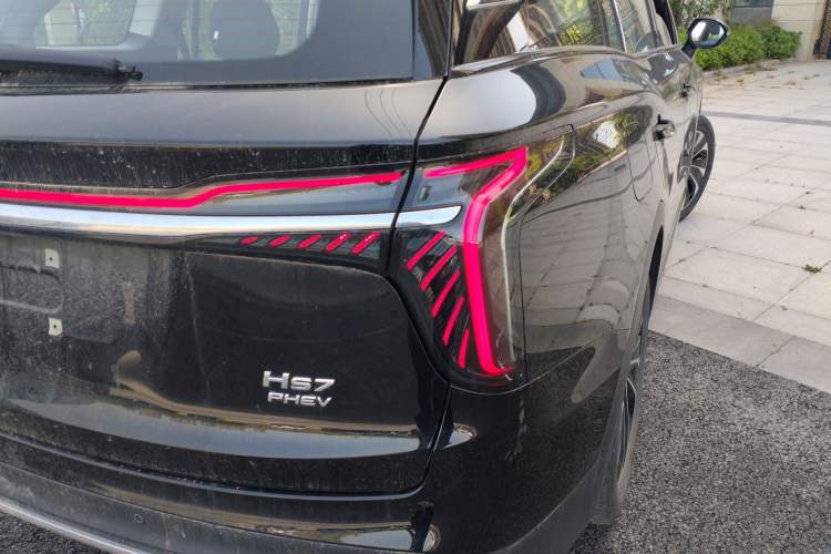 Used Hongqi HS7 PHEV 2024 2.0T PHEV Four-Wheel Drive Flagship Edition 6 Seats