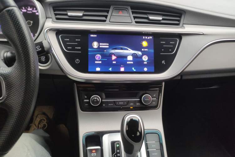 Used Geely Auto Emgrand GL 2018 1.4T DCT Prestige Smart Connectivity Version
