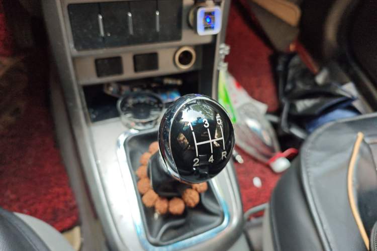 Used Geely Auto Classic Emgrand 2013 Sedan 1.5L Manual Entry-Level Model
