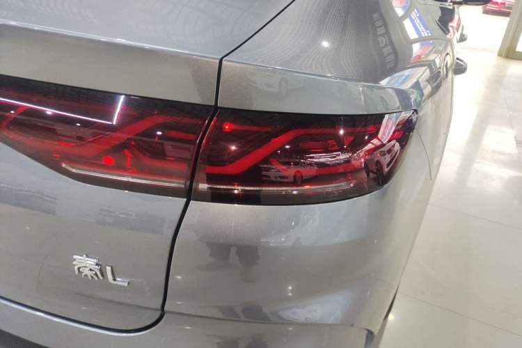 Used BYD Qin L 2024 DM-i 80KM Leading Model
