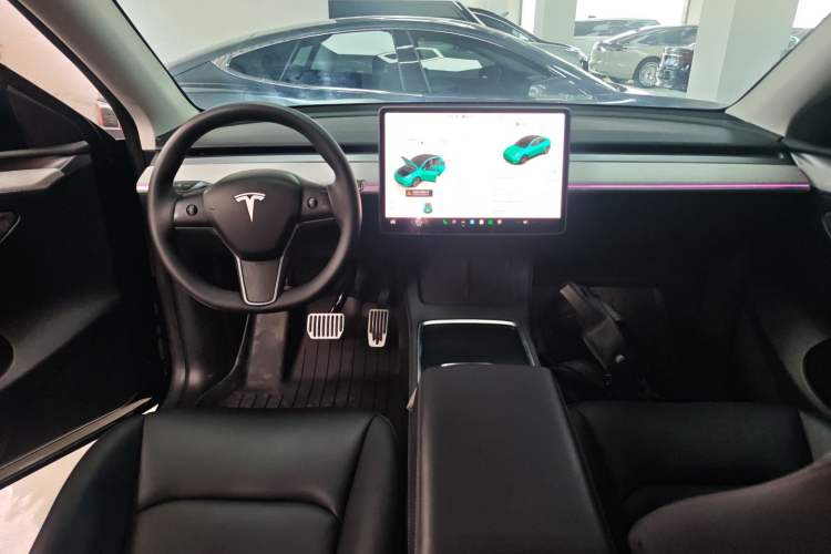 Used Tesla Model Y 2024 Long-Range All-Wheel-Drive Version