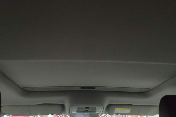 Used MG 6 2017 20T Automatic Luxury Smart Connect Version China V Standard Headliner