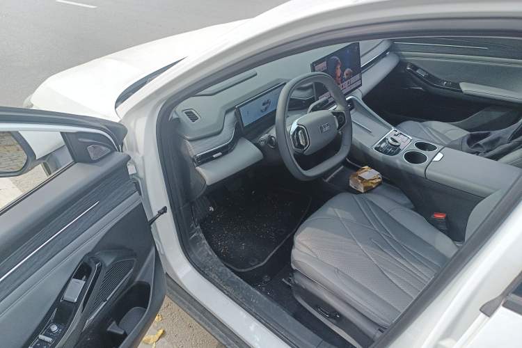 Used Geely Galaxy L6 2025 EM-i 140km Explorer+ Edition