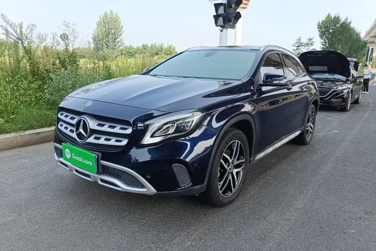 Used Mercedes-Benz GLA 2017 GLA 200 Fashion Model Guazi used car, China used car export, Used car for sale, Used cars, Cheapest cars for sale
