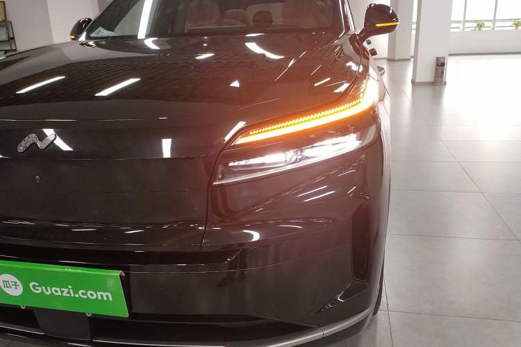 Used ONVO Luxeed L90 2025 Model—Ultra Six-Seater Version
