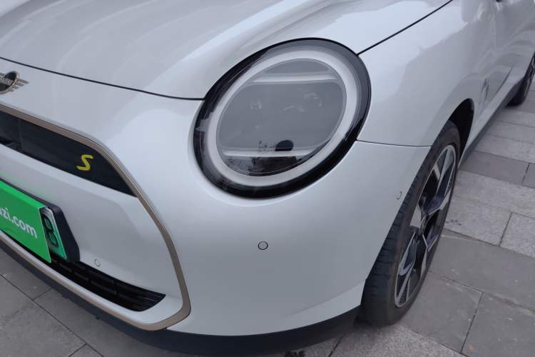 Used MINI Electric MINI COOPER 2024 452km COOPER SE Artist