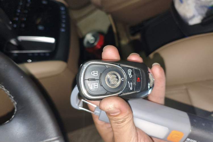 Used Buick GL8 2018 ES 28T Luxury Model China VI Standard
