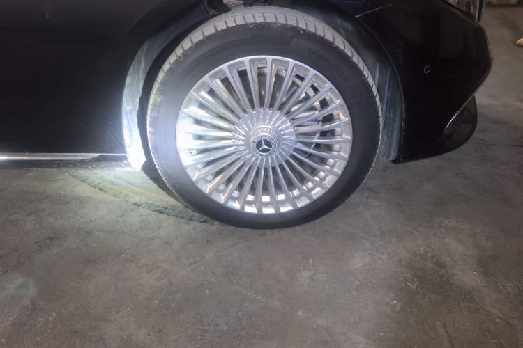 Used Mercedes-Benz E-Class 2019 E 260 L