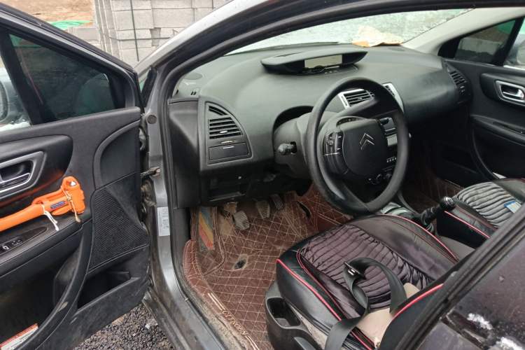 Used Citroen C-Quatre 2011 Sedan 1.6L Manual Fashion Edition Driver Seat