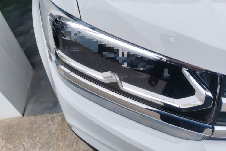 Used Volkswagen Tharu 2020 280TSI Two-Wheel Drive Luxury Plus Version China VI Standard Right Front Headlight