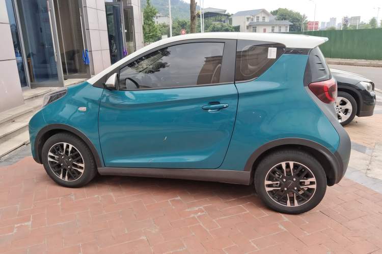 Used Chery New Energy Little Ant 2022 Restyled Version Sweet Pink Edition Half-Sugar Version 30.6 kWh 30 kW 301 km