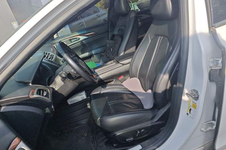 Used Lincoln MKZ 2018 2.0T Premium Edition Left Front Seat