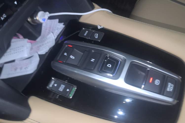 Used Honda UR-V 2020 370TURBO Four-Wheel Drive Prestige Edition Gear Lever