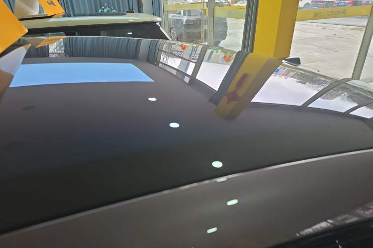 Used Xiaomi Auto SU7 2024 Four-Wheel Drive Ultra-Long Range Advanced Intelligent Driving Max Edition