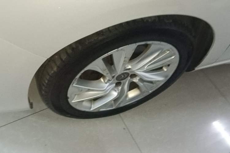 Used Citroen C4L 2014 1.6THP Intelligent Drive Automatic Dynamic Model
