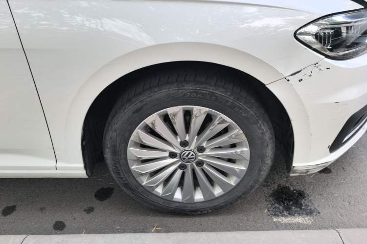 Used Volkswagen Lavida 2019 1.5L Automatic Comfort Edition China VI Standard