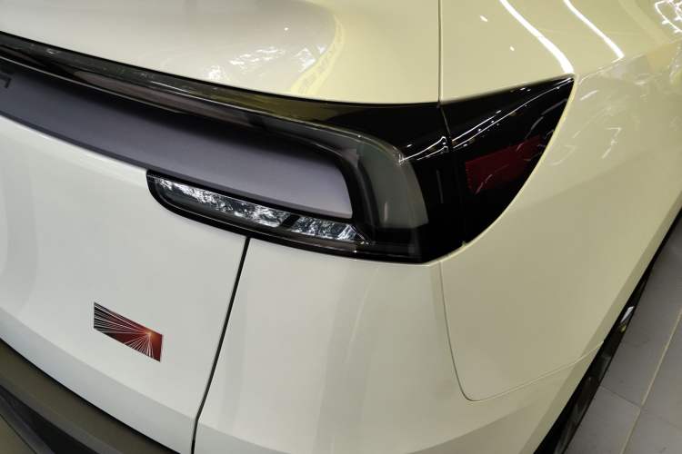 Used Tesla Model Y 2025 Rear-Wheel Drive First Edition