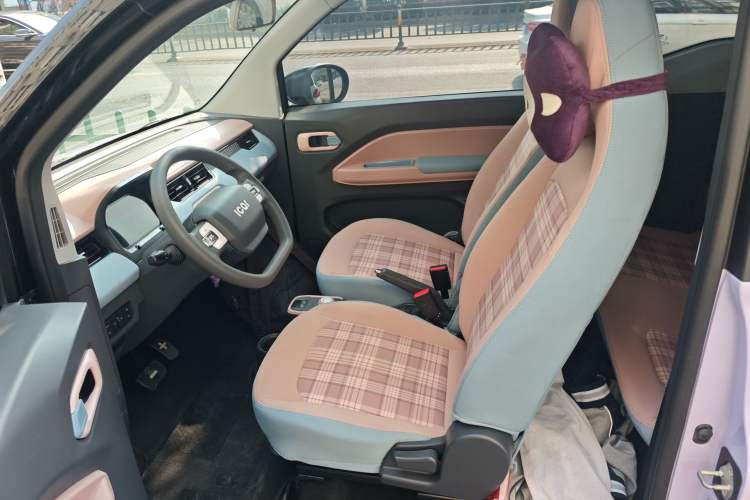 Used Chery QQ Ice Cream 2024 120km Cone Left Front Seat