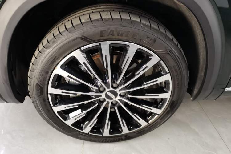 Used Geely Auto Monjaro L 2025 Dongfang Yao 2.0TD Automatic All-Wheel-Drive Wangyue Edition