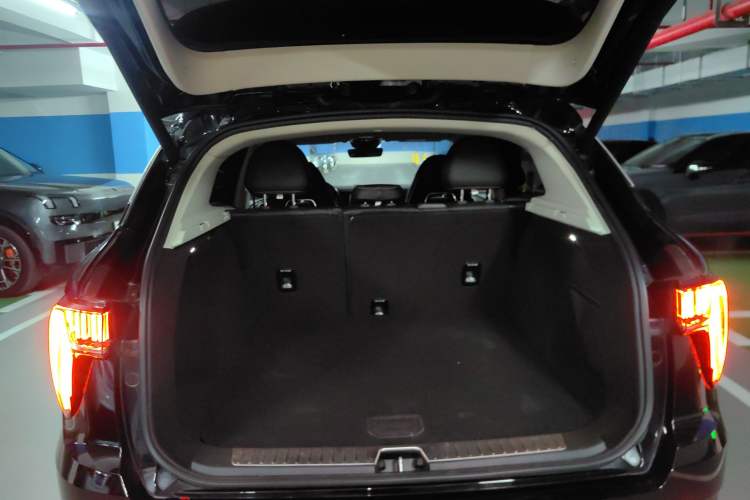 Used Lynk & Co 01 2017 2.0T Two-Wheel Drive Pro Edition
