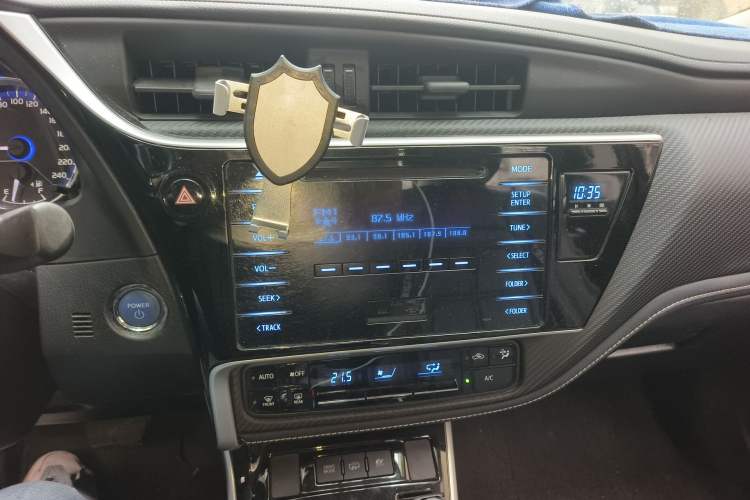 Used Toyota Levin Hybrid E+ 2019 1.8L PH GS E-CVT Elite Edition Audio And AC Panel