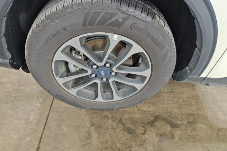 Used Ford Escape 2024 EcoBoost 245 Two-Wheel-Drive Comfort Edition