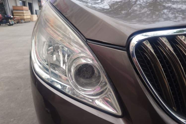 Used Buick GL8 2014 2.4L CT Luxury Business Comfort Edition
