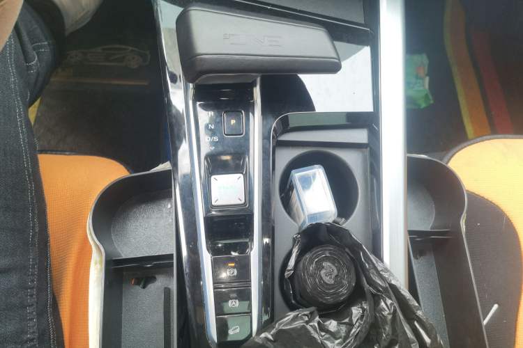 Used MG ONE 2022 α-Smart Sports Series 1.5T Advanced Edition Gear Lever