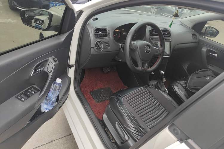 Used Volkswagen Polo 2018 1.5L Automatic Advanced Driving Model Driver Seat