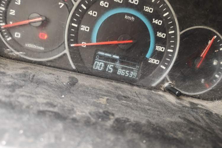 Used Wuling Rongguang V 2016 1.5L Standard Version
