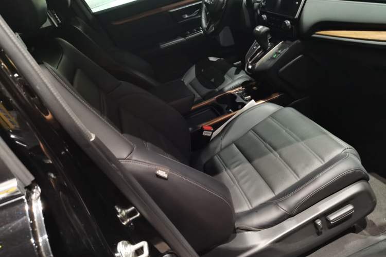 Used Honda CR-V 2021 240TURBO CVT 2WD Fashion Edition Right Front Seat