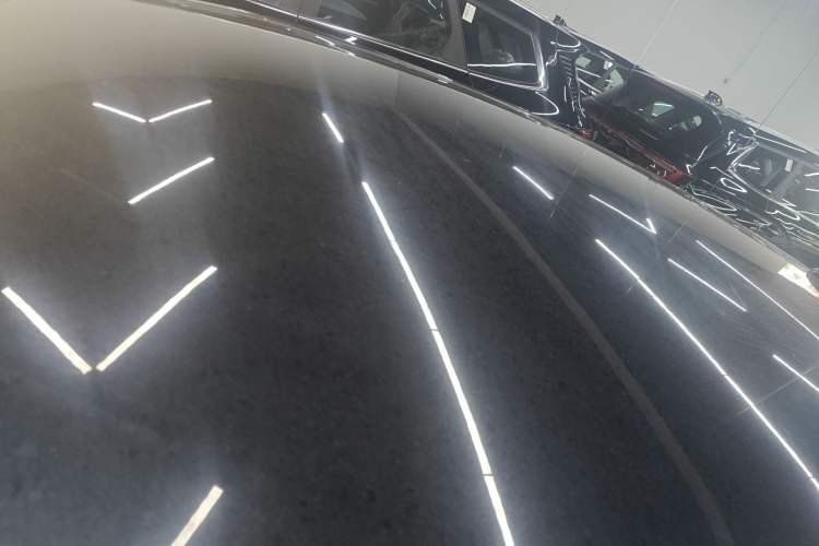 Used Hongqi E-QM5 2022 431 km Charge & Enjoy Edition Roof