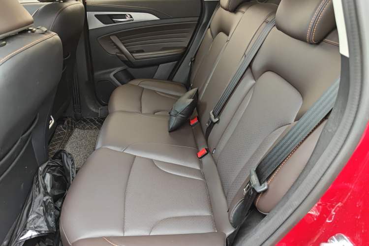 Used CHANGAN CS35PLUS 2018 1.6L Manual Cool Edition China V Standard Left Rear Seat